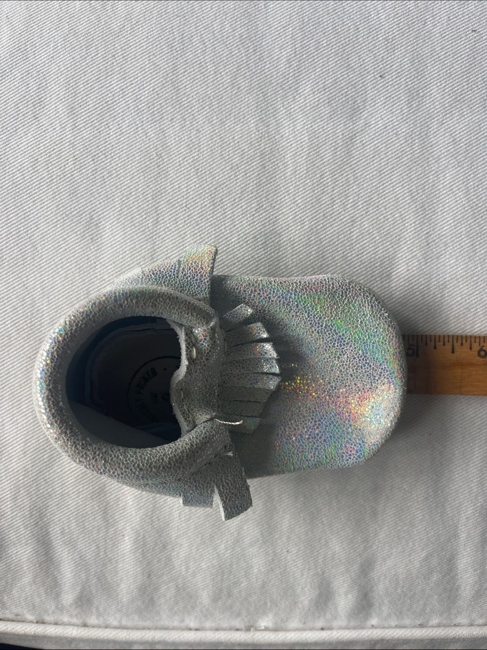 NWOT Freshly Picked Size 2 Silver Holographic Moccasins - Picture 7 of 8